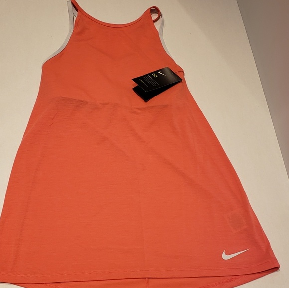 NWT! Nike Dry Layered Tank Top - Picture 2 of 3